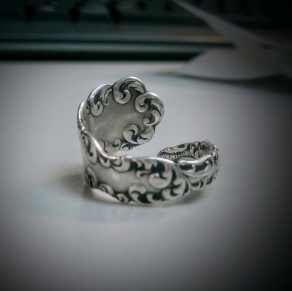 Spoon Ring - Picture 2 of 3